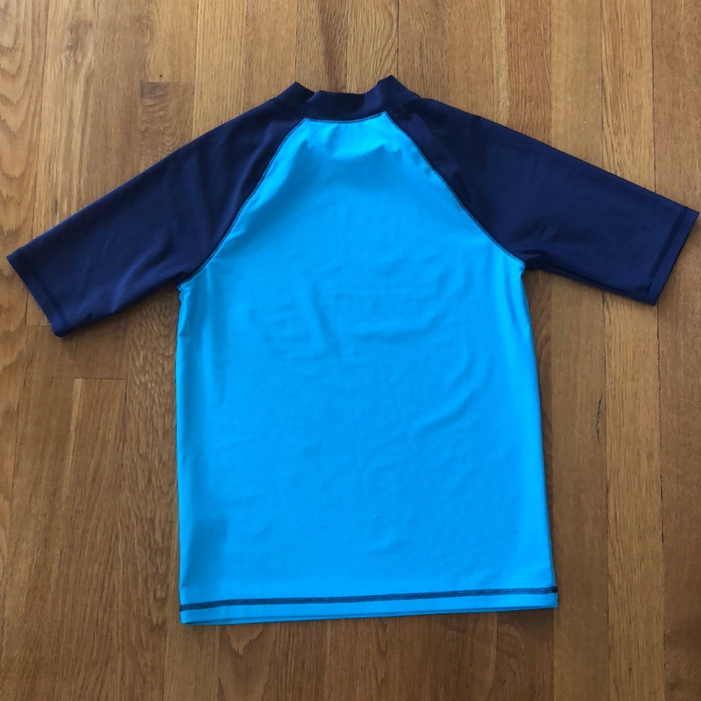 Cherokee Rashguard Size L (12/14) - Picture 3 of 3